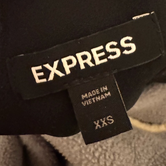 Express Dress - Picture 5 of 7